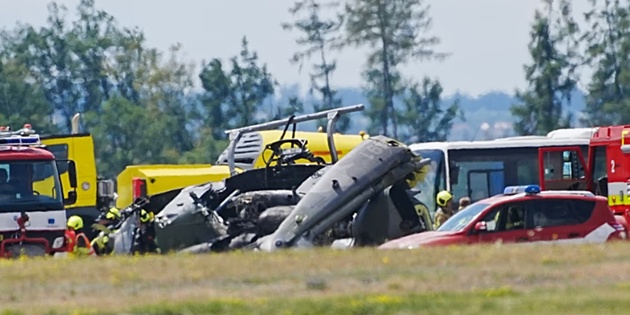 Çekya’da Helikopter Askeri Üsse Düştü, 1 Asker Hayatını Kaybetti